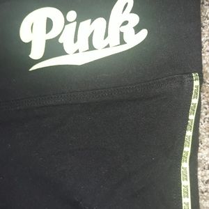 PINK YOGA LEGGINGS